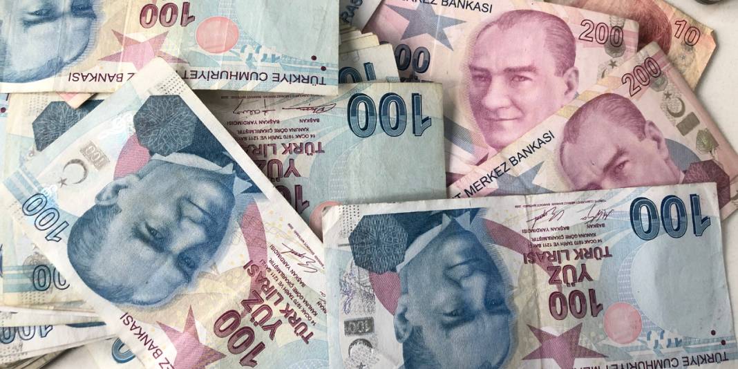 Emekliye 12 bin lira verecek 8